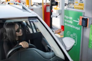 efectivo en casetas y gasolineras